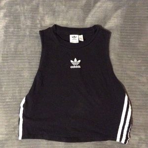 Cropped Adidas Top
